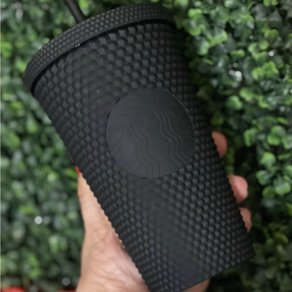 NWT🖤Starbucks Europe 2023🥤Studded Black Soft Touch Grande Tumbler, 16oz